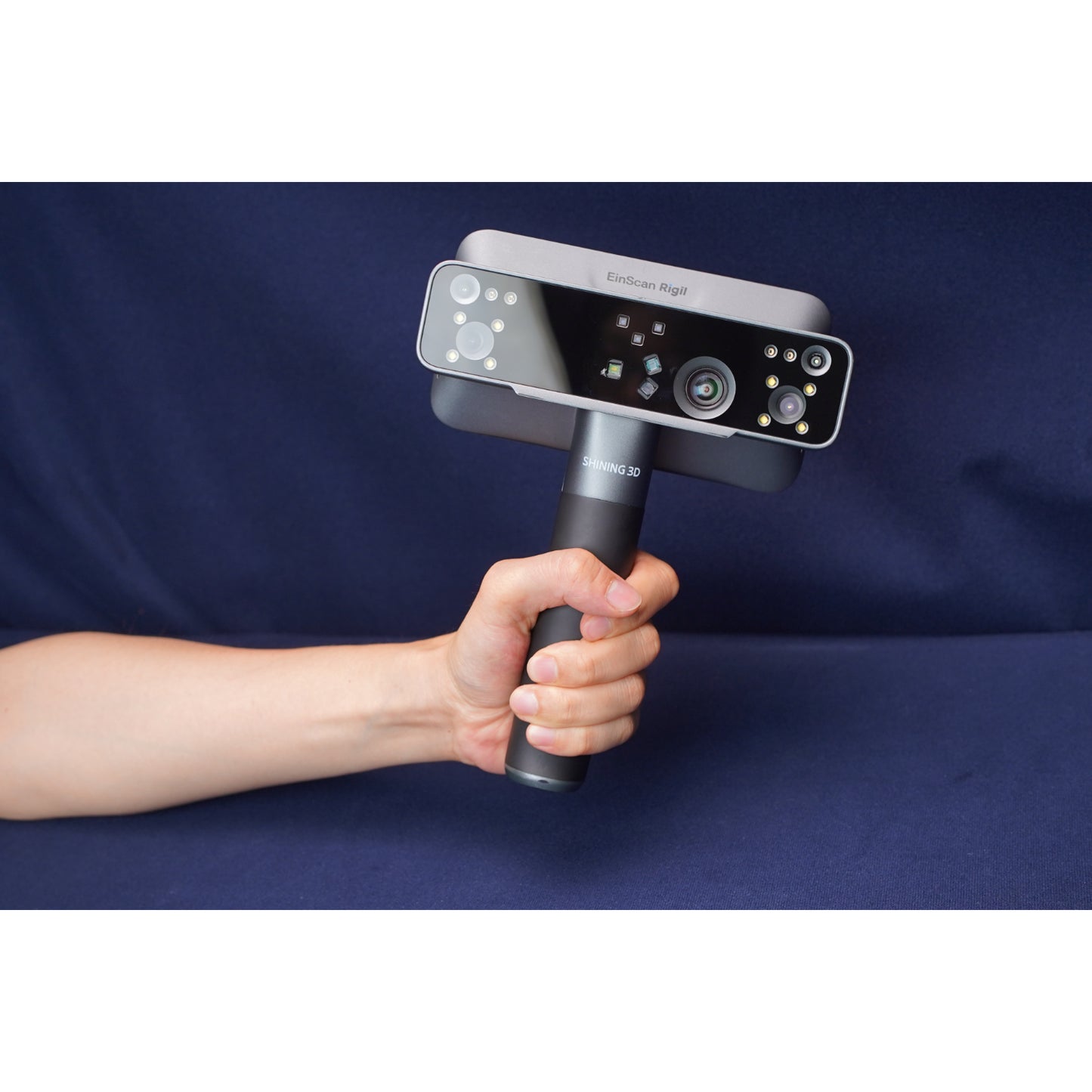 EinScan Rigil Tri-Mode Blue Laser-Infrared 3D Scanner BD.202506.007