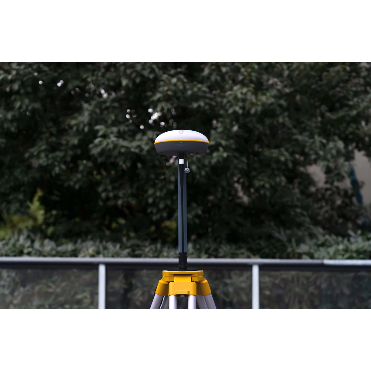 FJD V1t GNSS Base Station - Compact RTK Correction System