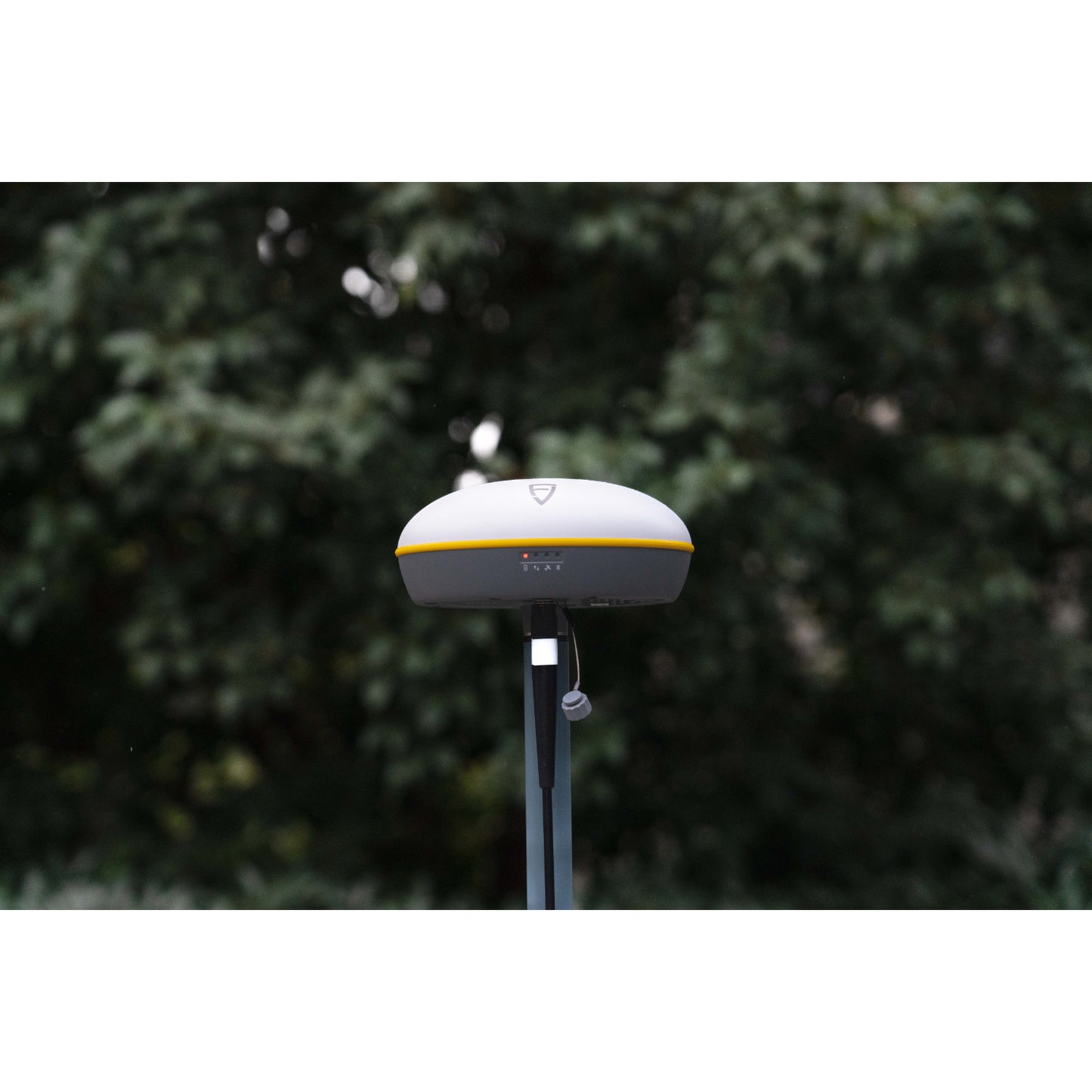 FJD V1t GNSS Rover with E200 Controller- Compact RTK Survey System